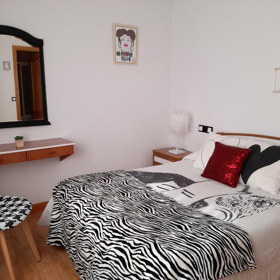 Hostal "Los Chanos El Ruso" Galende Luaran gambar