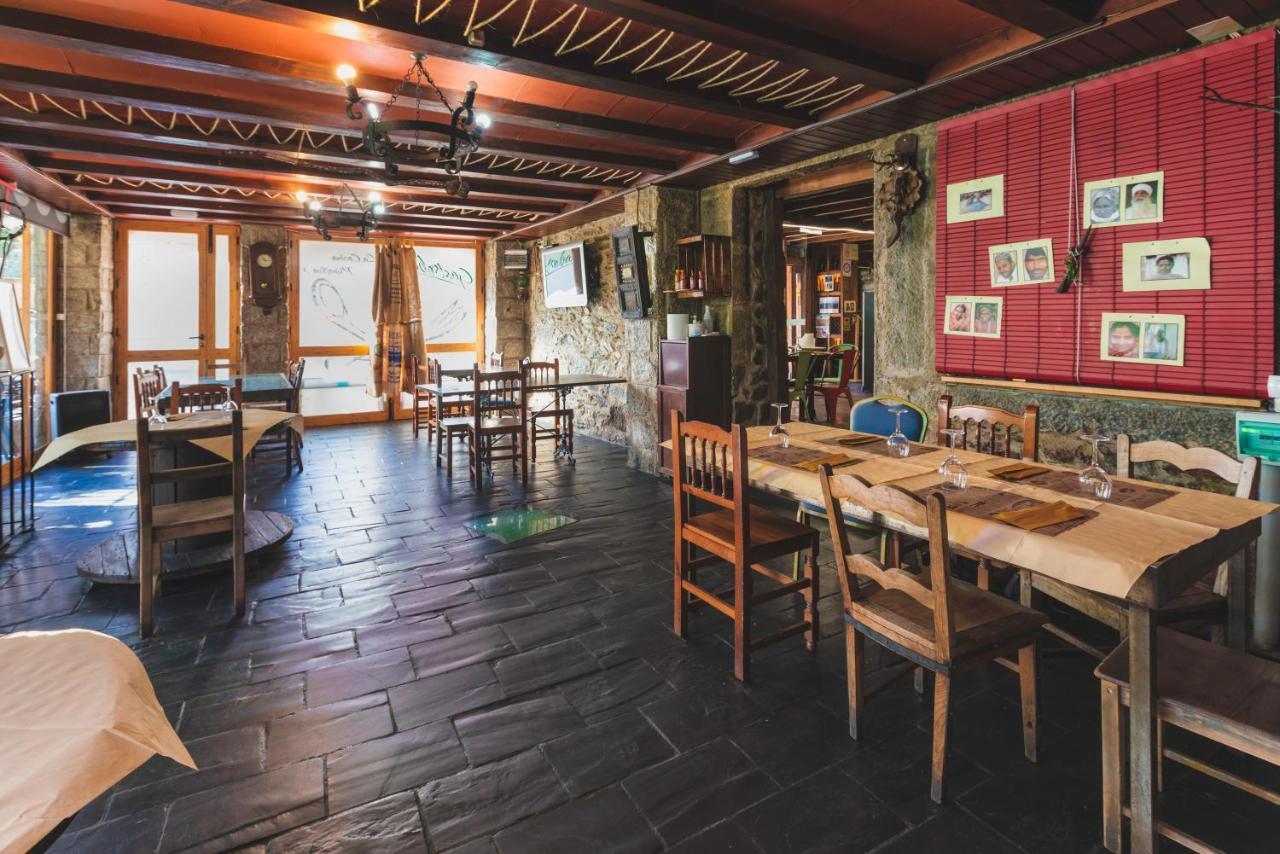 Hostal "Los Chanos El Ruso" Galende Luaran gambar