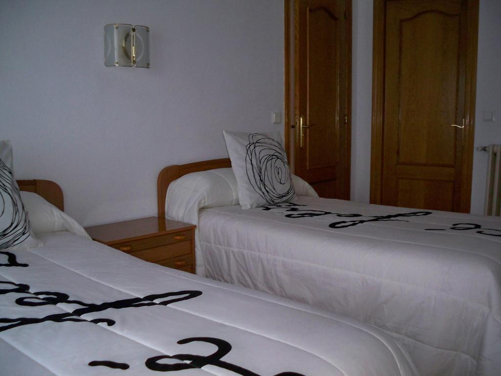 Hostal "Los Chanos El Ruso" Galende Luaran gambar