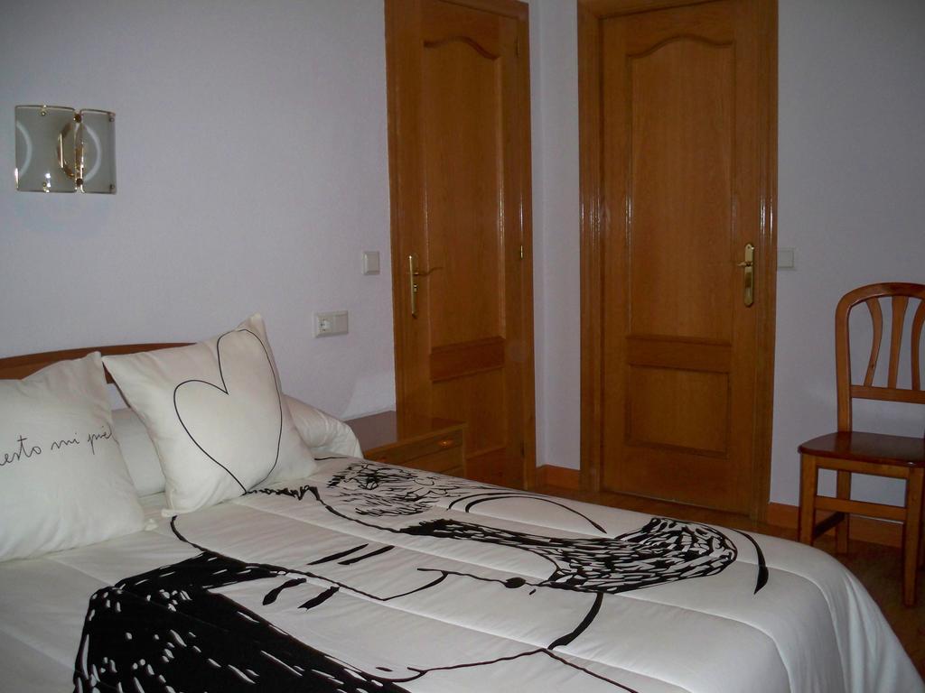 Hostal "Los Chanos El Ruso" Galende Luaran gambar