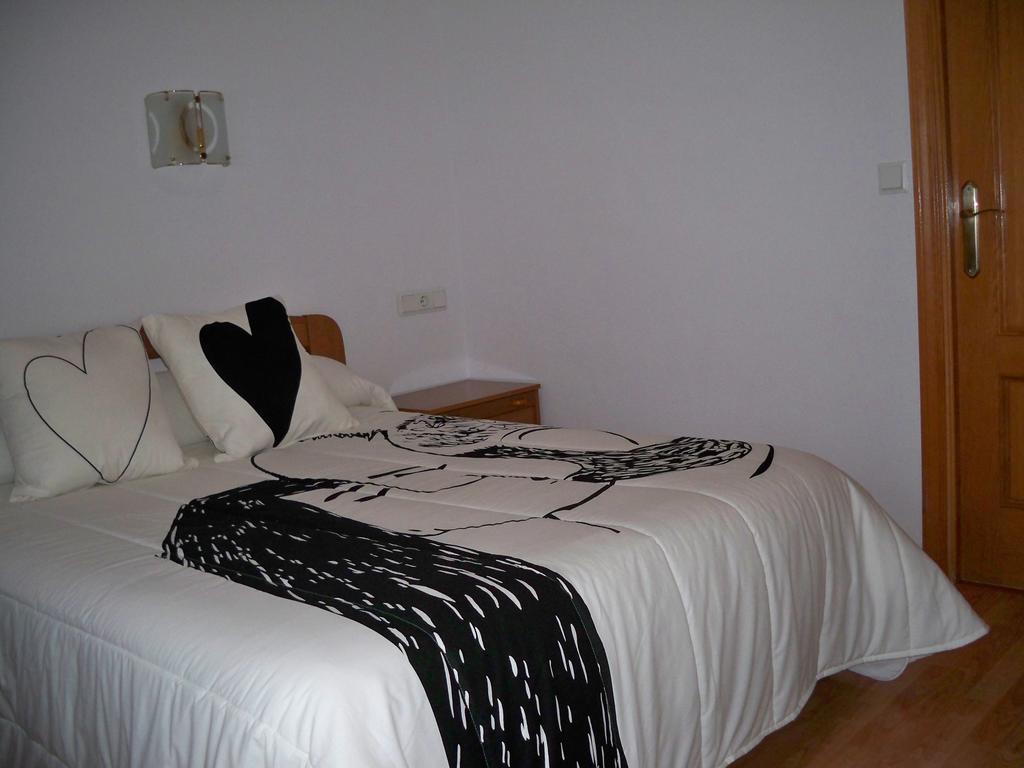 Hostal "Los Chanos El Ruso" Galende Luaran gambar