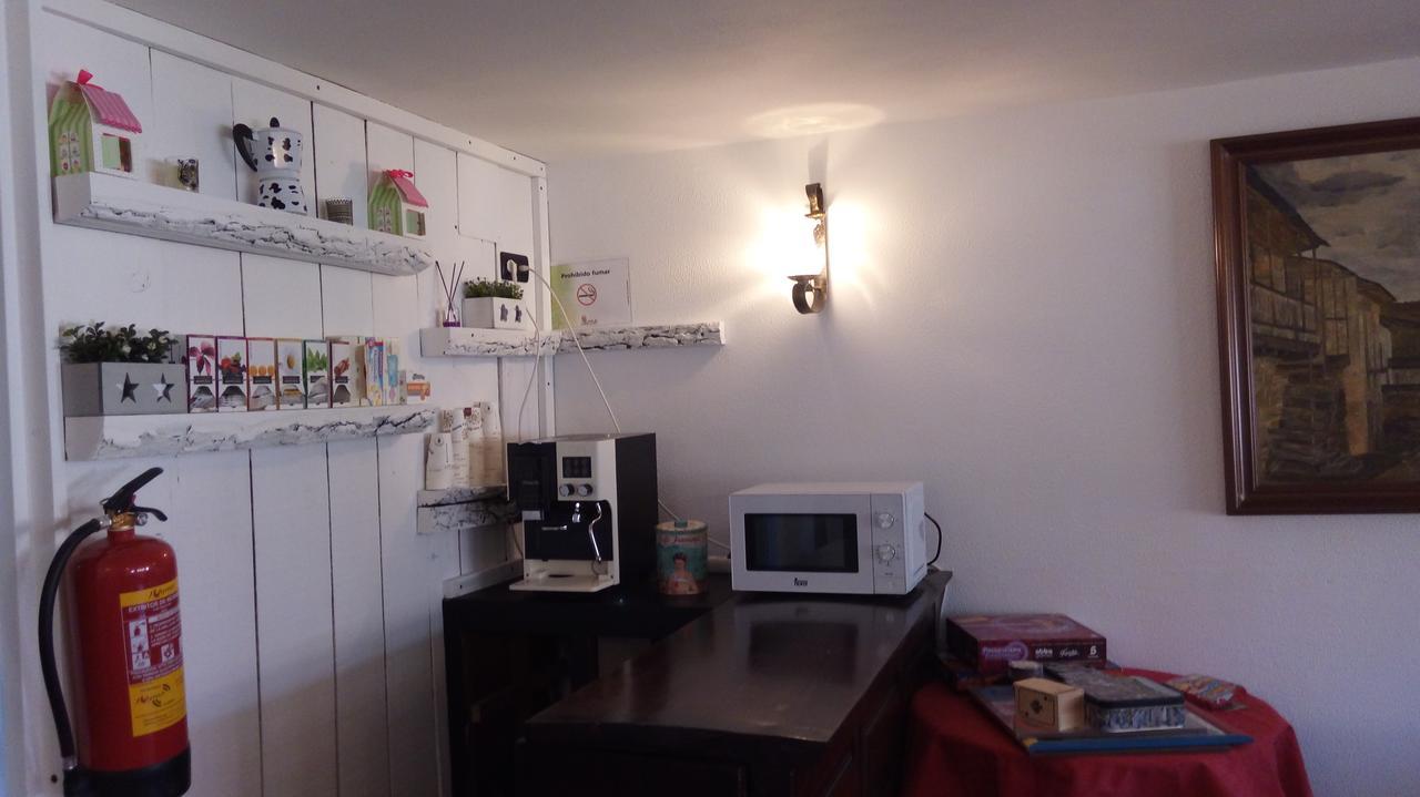 Hostal "Los Chanos El Ruso" Galende Luaran gambar