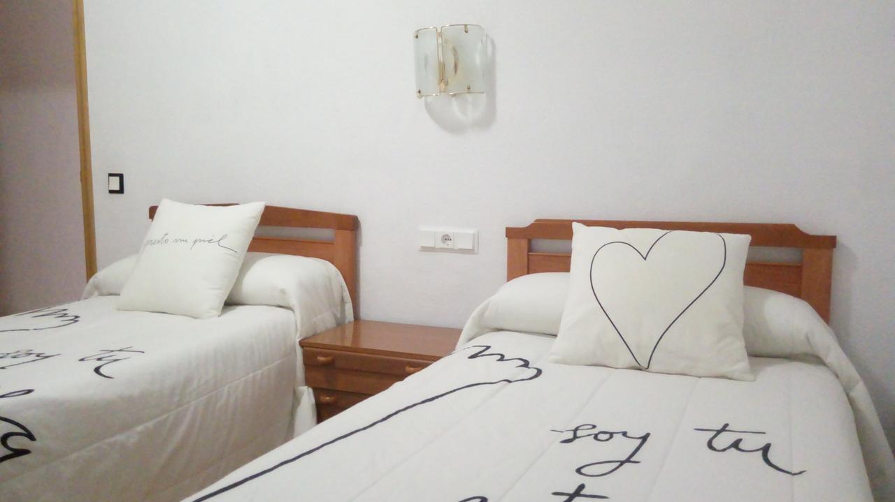 Hostal "Los Chanos El Ruso" Galende Luaran gambar