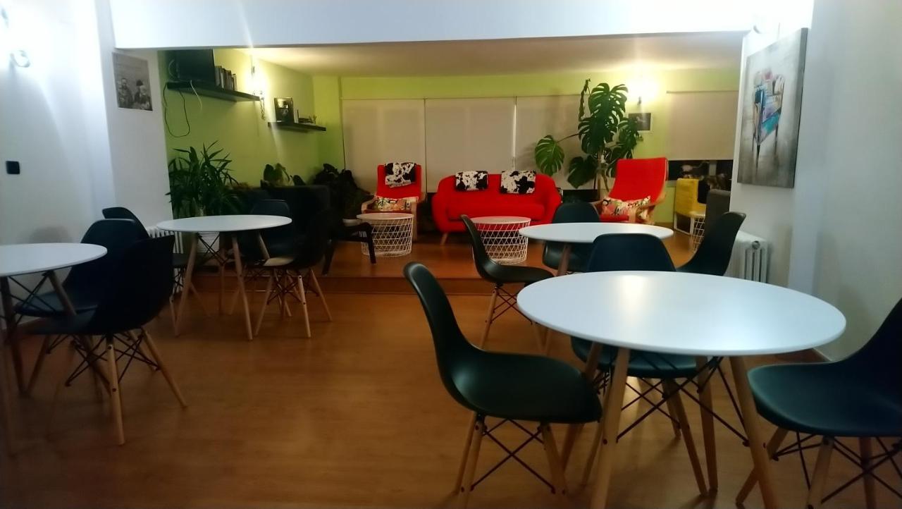 Hostal "Los Chanos El Ruso" Galende Luaran gambar
